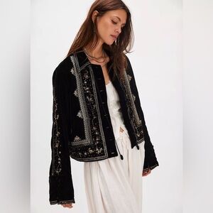 NWT FREE PEOPLE Maxxie Embellished Velvet Jacket | Black MSRP $268 S Oversized